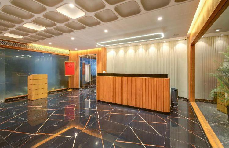 Pinnacle Grand Hotel アーメダバード エクステリア 写真