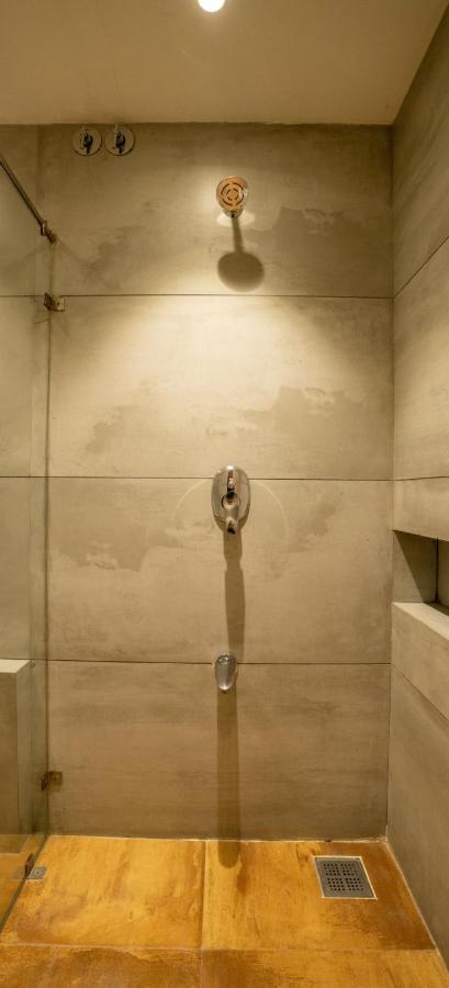 Pinnacle Grand Hotel アーメダバード エクステリア 写真